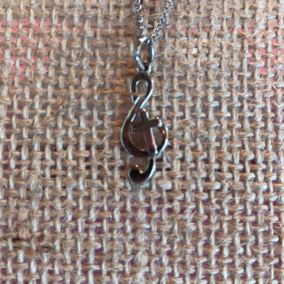 Sterling chain with musical note/cross pendant - Picture 2 of 2